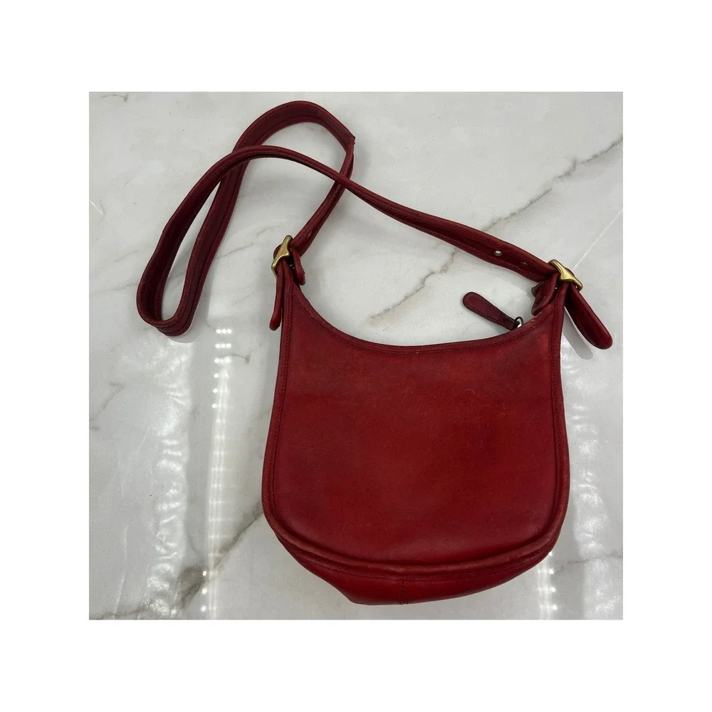 Vintage Coach 9950 Janice Legacy Shoulder Bag Red Leather